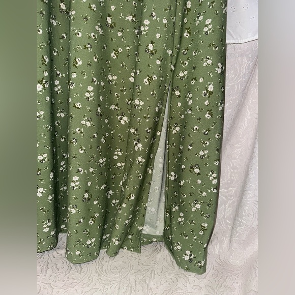 Floral Green Long Dress w/ Side Slit from Ardenes - Picture 7 of 7